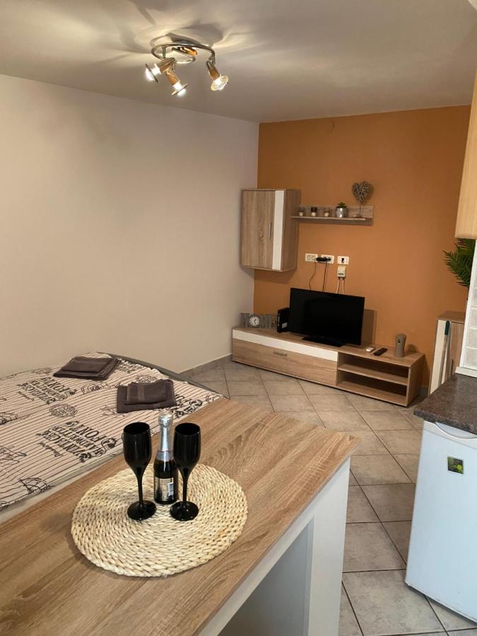 Apartment Rey Piran Bagian luar foto