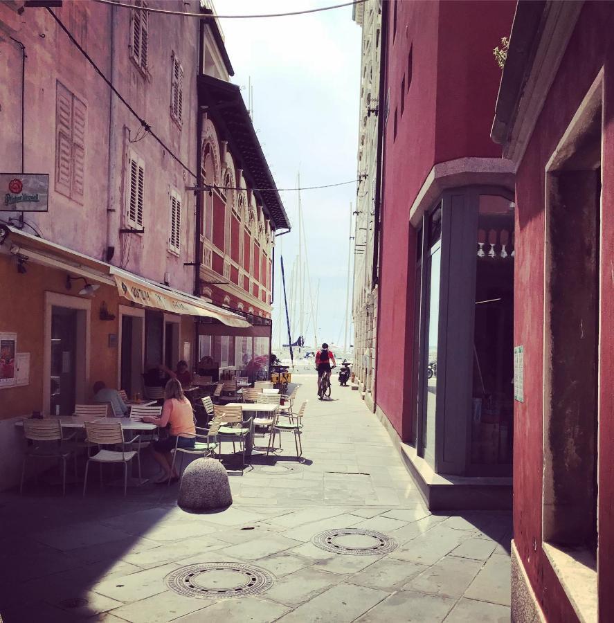 Apartment Rey Piran Bagian luar foto